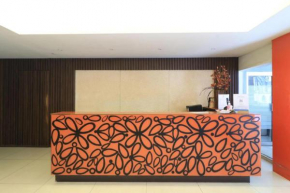Urbanview Hotel Mroom PH Kemang